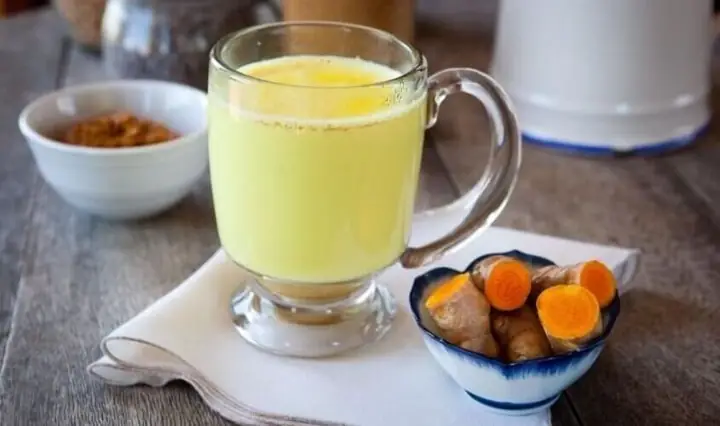 Sữa Tươi Với Tinh Bột Nghệ