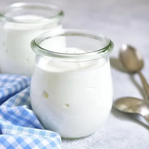 Tác Dụng Của Sữa Chua Không Đường Với Da Mặt