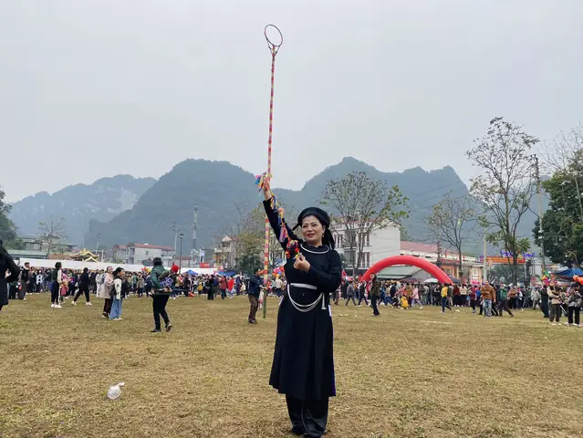 The Le Tro Choi Dan Gian The Le Tro Choi Dan Gian
