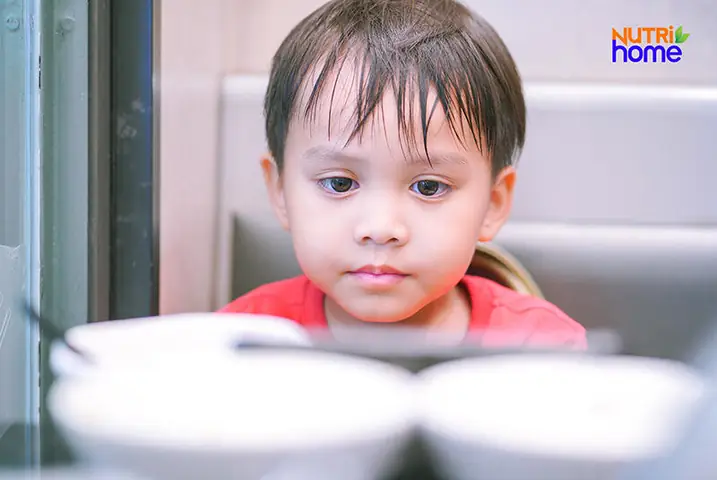 Thực Đơn Cho Bé 15 Tháng Tuổi Biếng Ăn