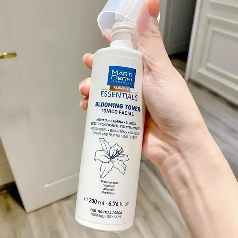 Toner Dành Cho Da Khô Mụn