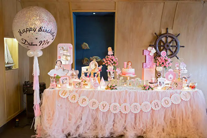 Trang Trí Bàn Tiệc Sinh Nhật Cho Bé Gái