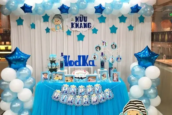 Trang Trí Bàn Tiệc Sinh Nhật Cho Bé Gái