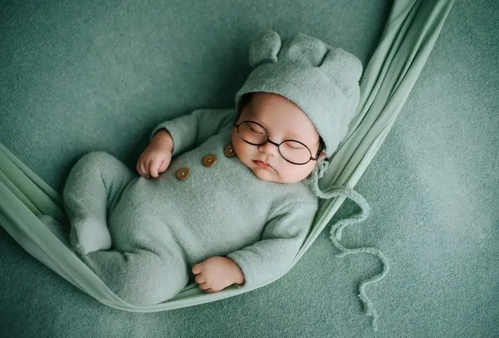 Trẻ 1 Tháng Tuổi Nằm Nôi Được Không