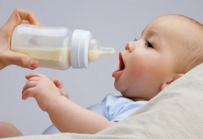 Trẻ 9 Tháng Tuổi Có Uống Được Sữa Tươi Không