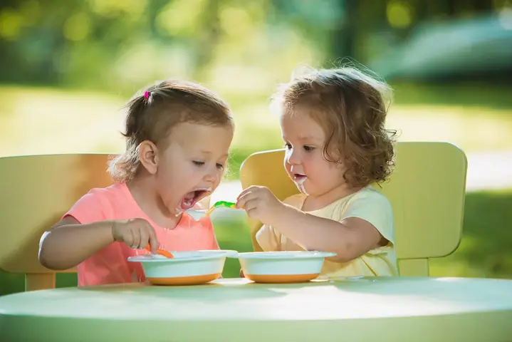 Trẻ Không Chịu Ăn Cháo Phải Làm Sao