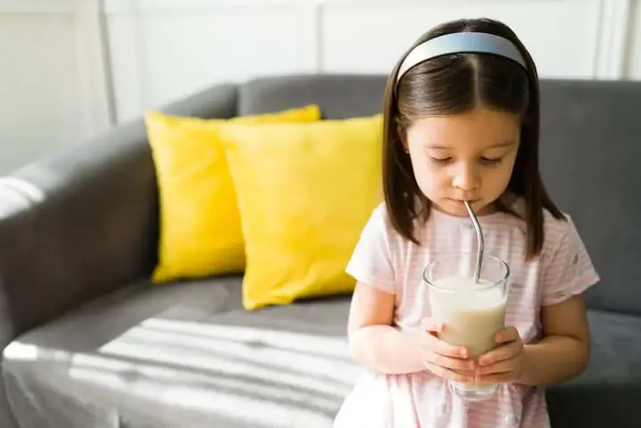 Trẻ Lười Uống Sữa Phải Làm Sao