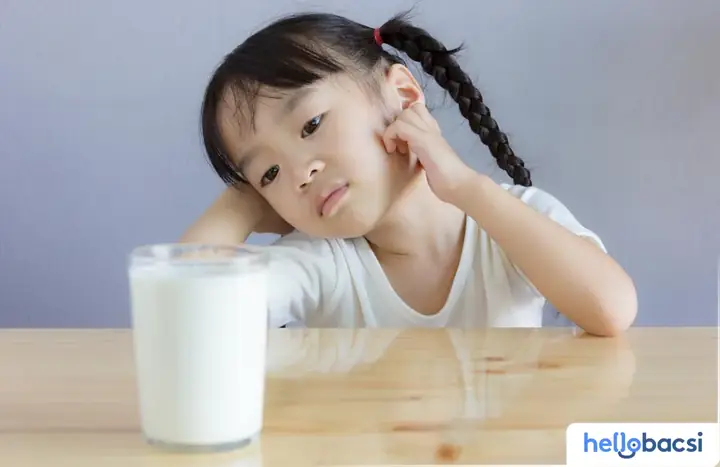 Trẻ Lười Uống Sữa Phải Làm Sao