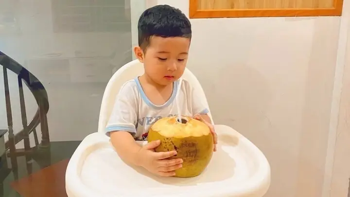 Trẻ Uống Nước Dừa Có Tốt Không