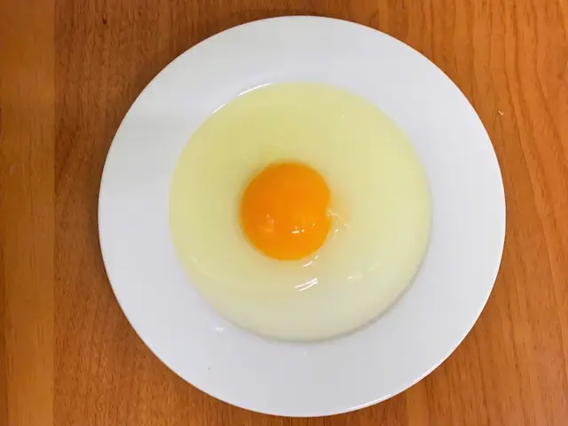 Trị Mụn Bằng Trứng Gà Và Mật Ong