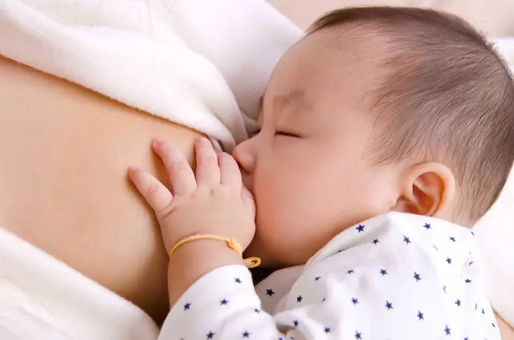 Uống Gì Để Sữa Mẹ Mát