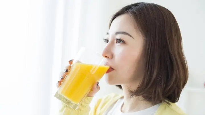 Uống Sữa Đặc Với Tinh Bột Nghệ