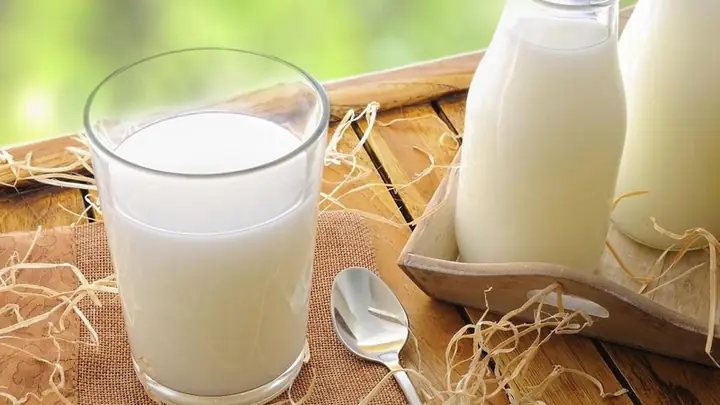 Uống Sữa Gì Để Trắng Da