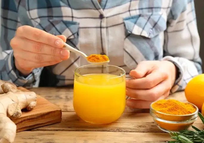 Uống Sữa Nghệ Có Đẹp Da Không
