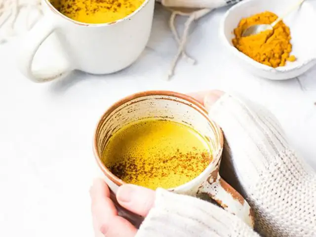 Uống Tinh Bột Nghệ Trước Khi Đi Ngủ