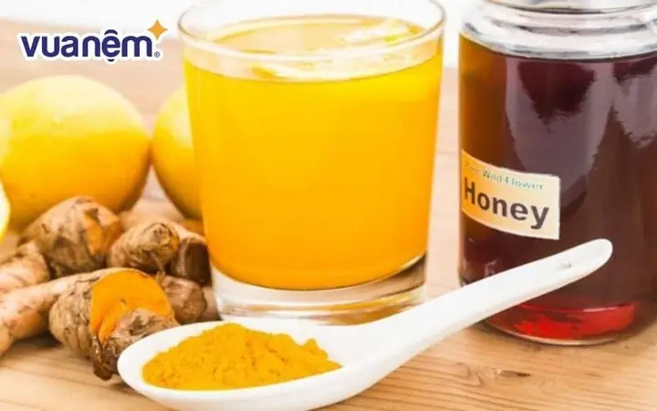 Uống Tinh Bột Nghệ Trước Khi Đi Ngủ