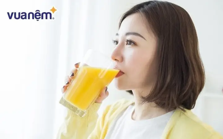 Uống Tinh Bột Nghệ Trước Khi Đi Ngủ