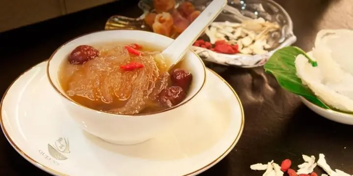 Uống Yến Sào Vào Lúc Nào Là Tốt Nhất