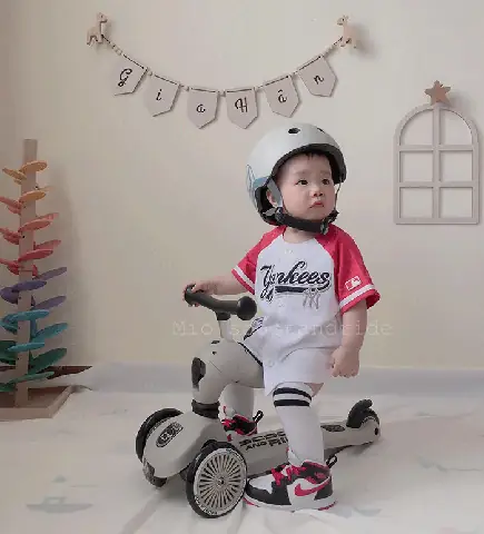 Xe Cho Bé Gái 1 Tuổi