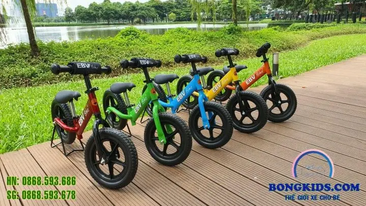 Xe Đạp Giữ Thăng Bằng Cho Bé