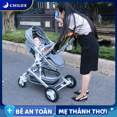 Xe Đẩy Em Bé Giá Bao Nhiêu